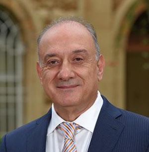 Dr. Elie Badr